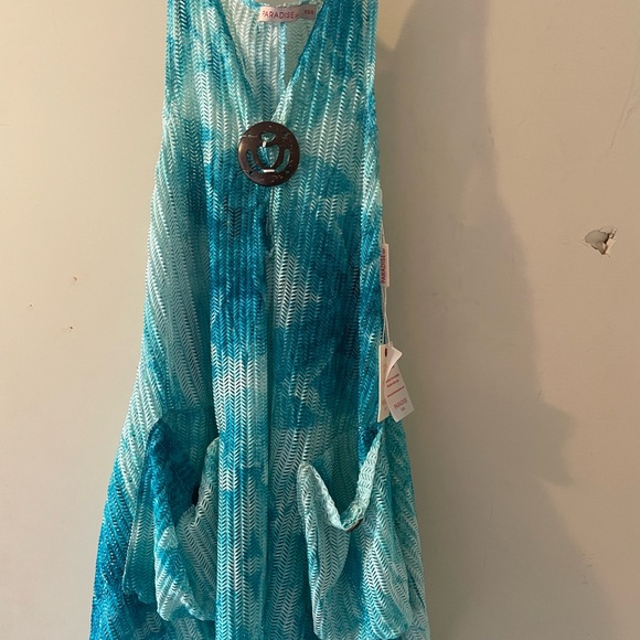 Women swim coverup - Picture 2 of 5